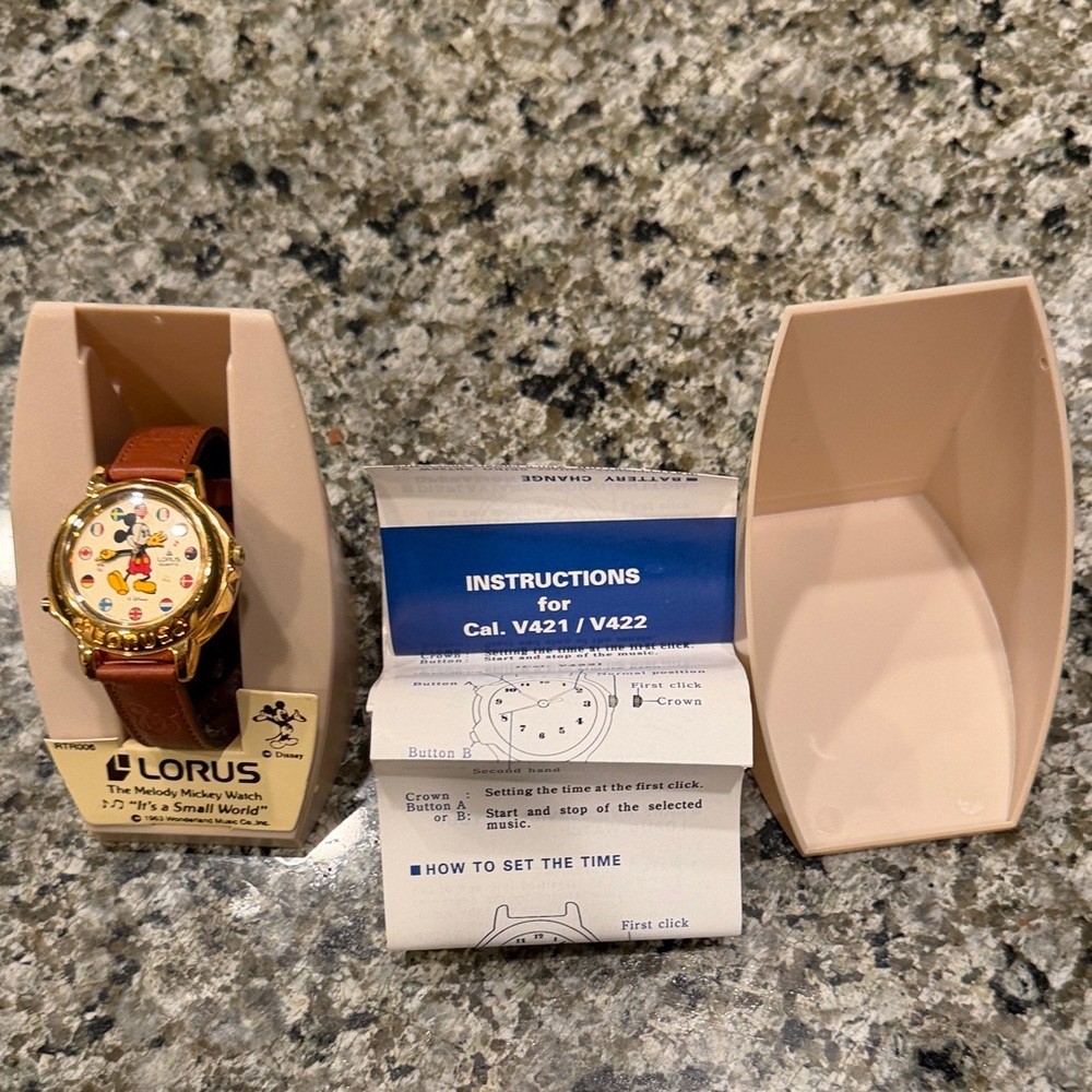 Lorus Disney Melody Mickey Watch with Brown Strap - Vintage - Picture 4 of 8